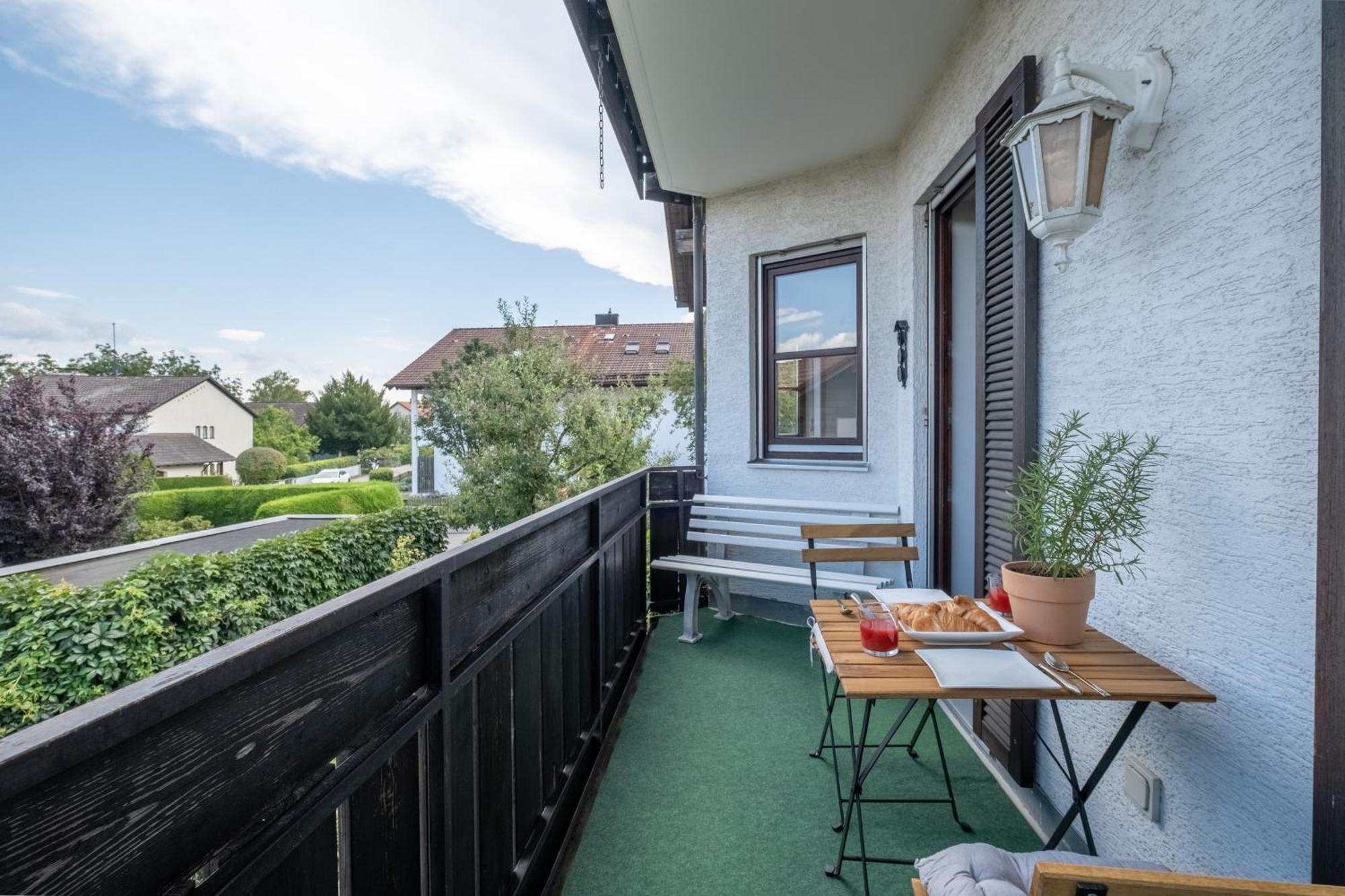 Gemuetliches Wohlfuehl-Apartment Mit Perfektem Seeblick Dießen am Ammersee Buitenkant foto